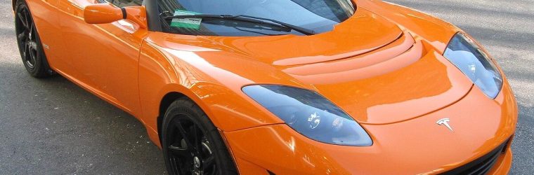 Tesla Roadster: l’auto che ha aperto la strada all’elettrico sportivo