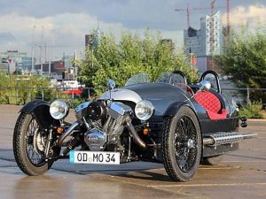 Morgan 3 Wheeler: l’auto a tre ruote che sfida il tempo