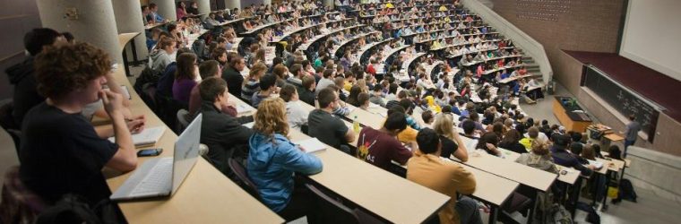 Il ruolo delle università nello sviluppo delle auto elettriche