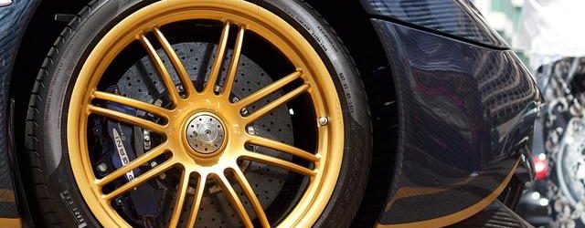 Pagani Huayra: aerodinamica attiva e lusso estremo
